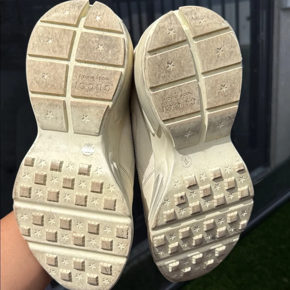 Gucci Rython Sneakers with Red Lip and Black Logo
